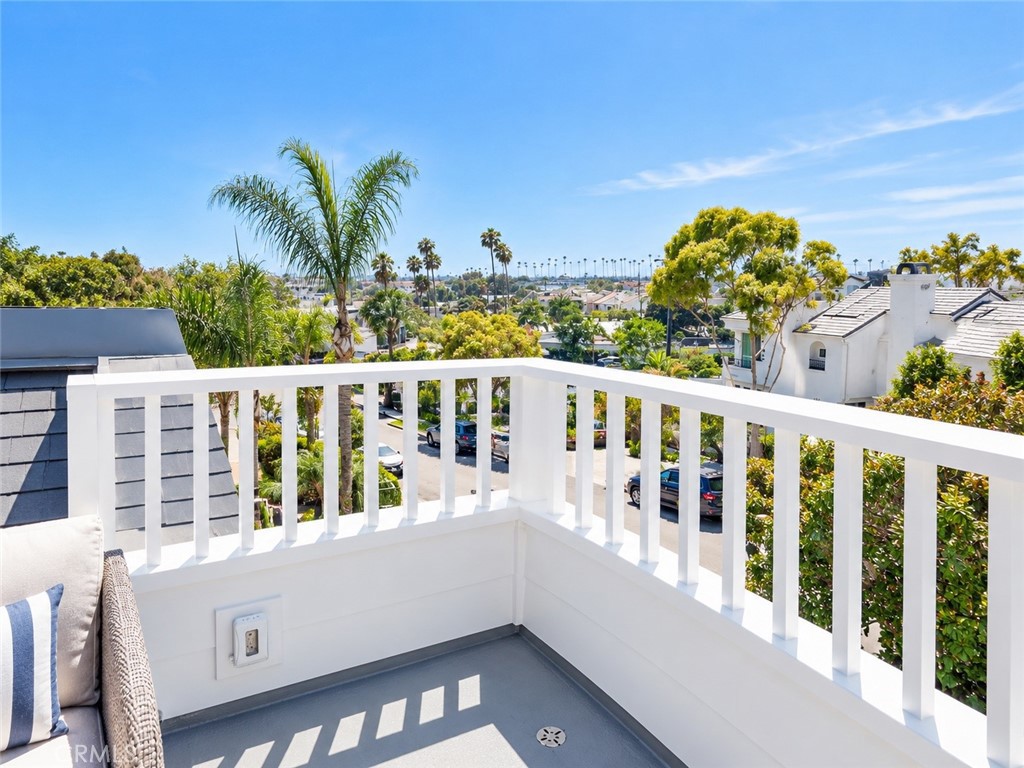 512 Jasmine Avenue, Corona Del Mar CA 92625 - photo 25