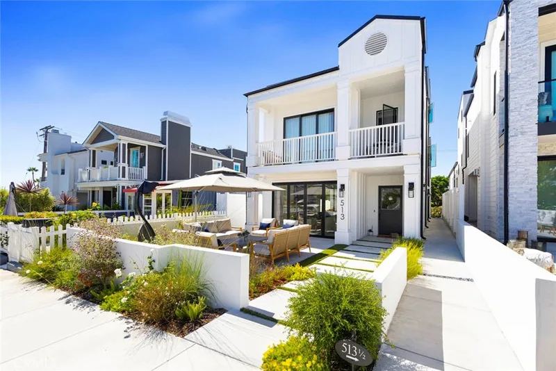 513 Jasmine B, Corona Del Mar, CA 92625
