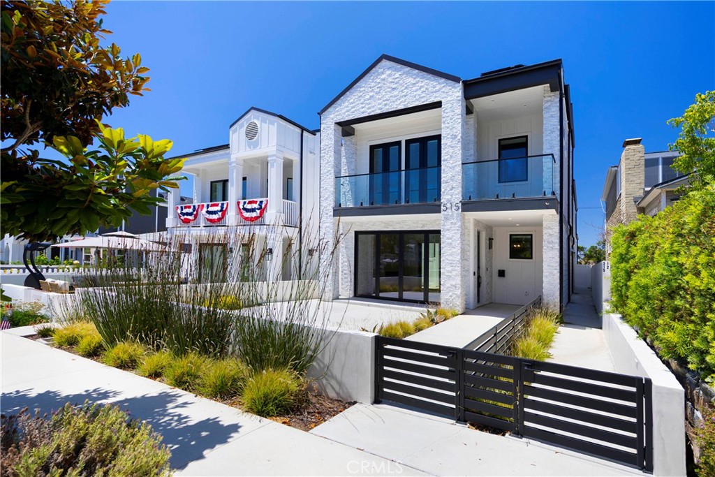 515 Jasmine, Corona Del Mar CA 92625 - photo 1