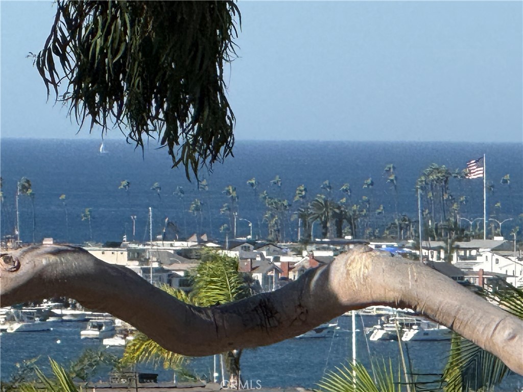 516 Avocado, Corona Del Mar CA 92625 - photo 2