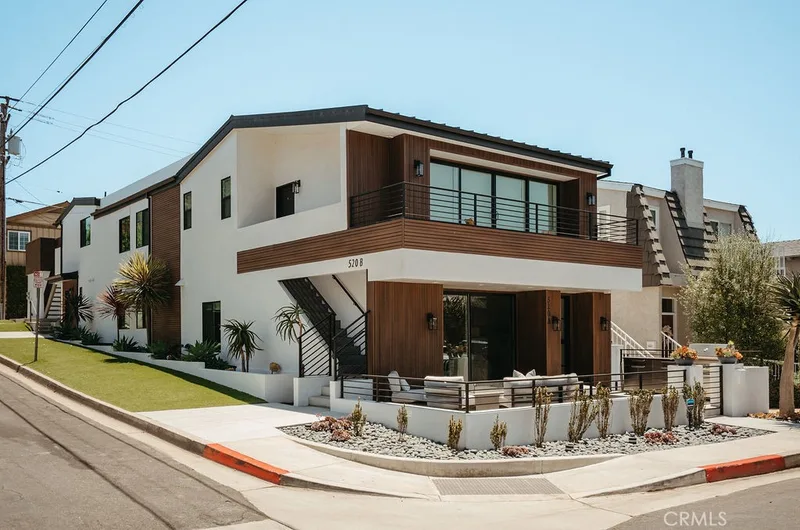 520 Iris, Corona Del Mar, CA 92625