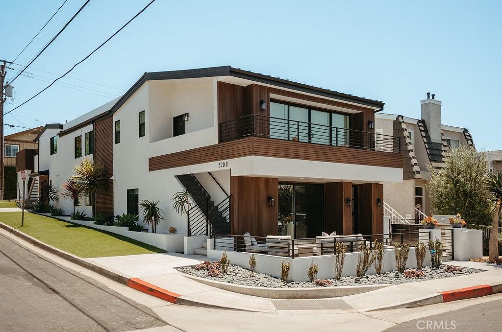 520 Iris, Corona Del Mar CA 92625 - photo 2