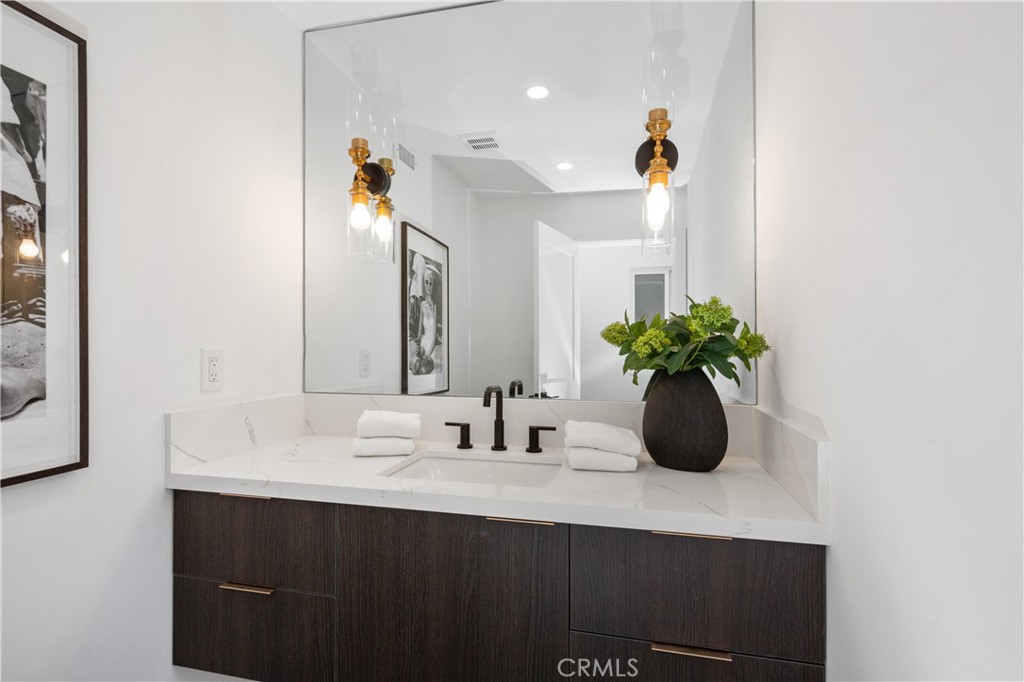 Upper Level #B - 520 Iris, Corona Del Mar CA 92625 - photo 56