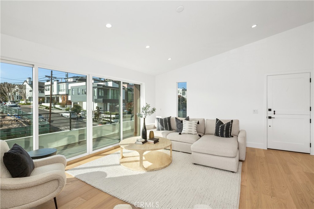 Upper Level #B - 520 Iris, Corona Del Mar CA 92625 - photo 61
