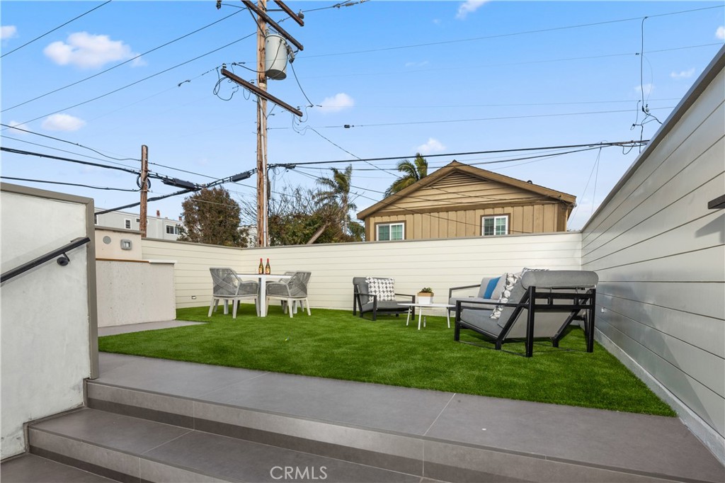 Upper Level #B - 520 Iris, Corona Del Mar CA 92625 - photo 67