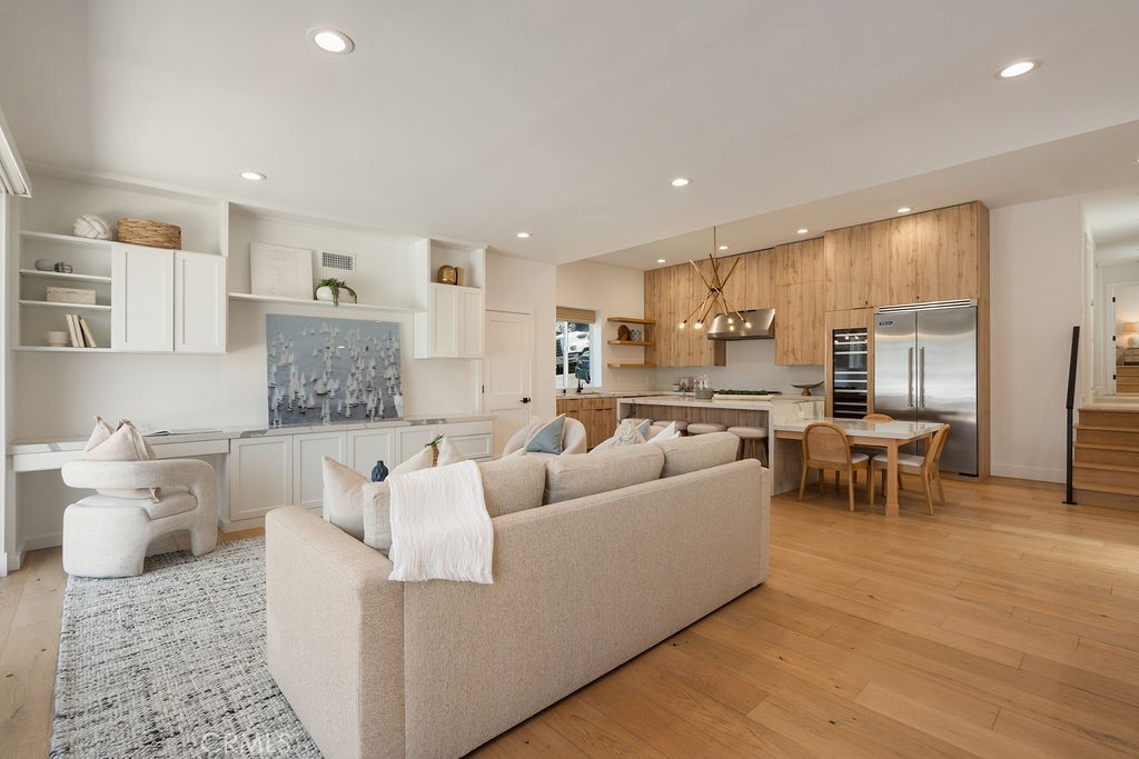 Lower Level #A - 520 Iris, Corona Del Mar CA 92625 - photo 6