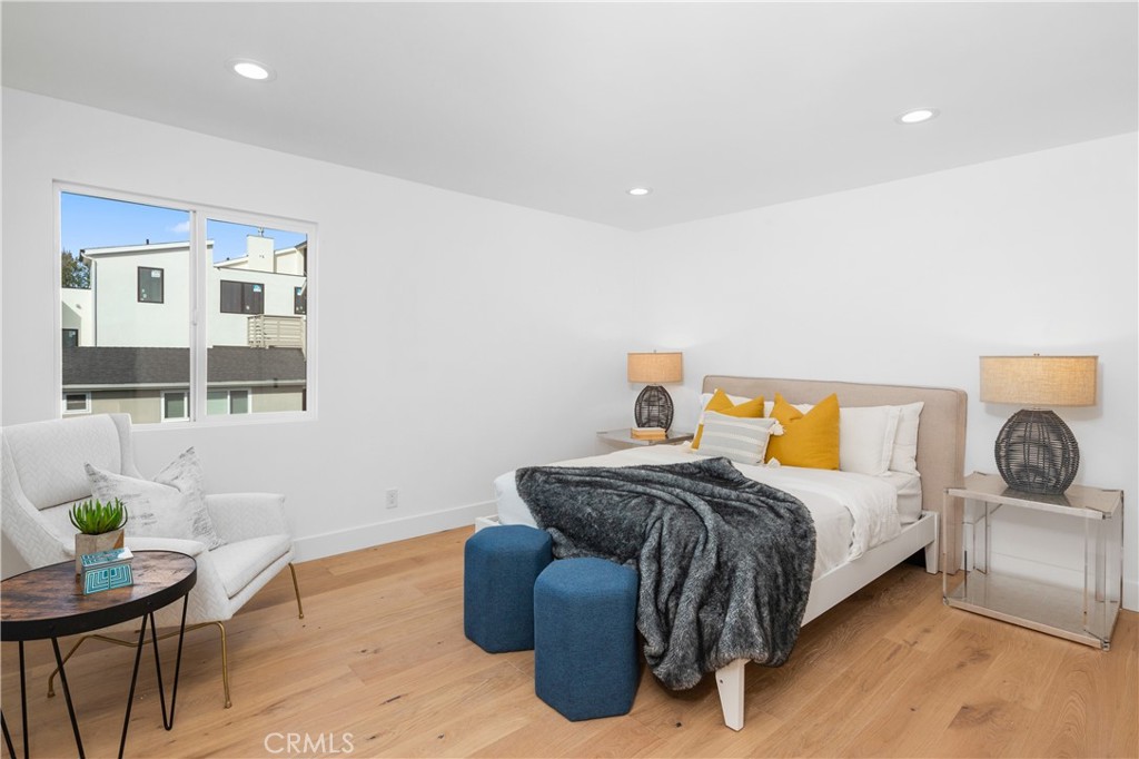 Upper Level #B - 520 Iris, Corona Del Mar CA 92625 - photo 53