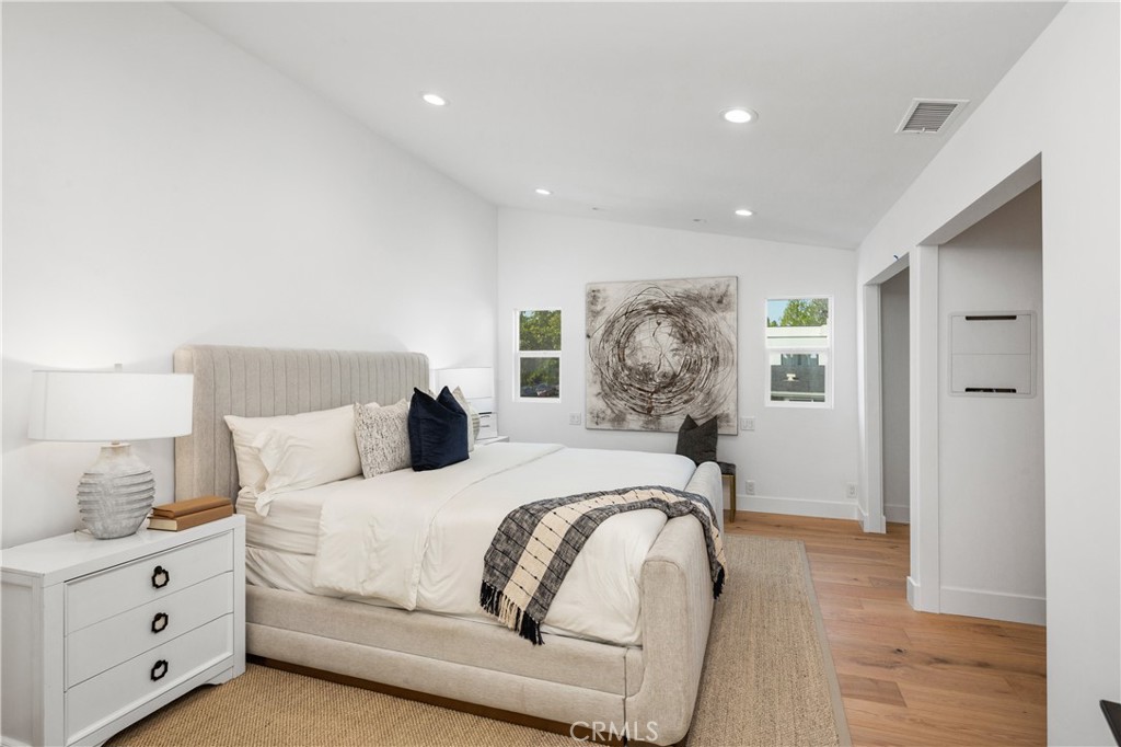 Upper Level #B - 520 Iris, Corona Del Mar CA 92625 - photo 57