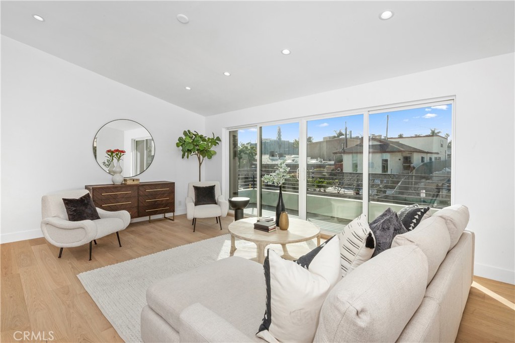 Upper Level #B - 520 Iris, Corona Del Mar CA 92625 - photo 62