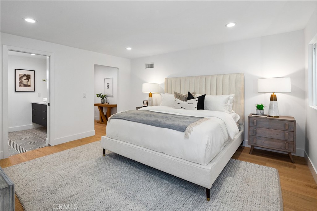 Upper Level #B - 520 Iris, Corona Del Mar CA 92625 - photo 69