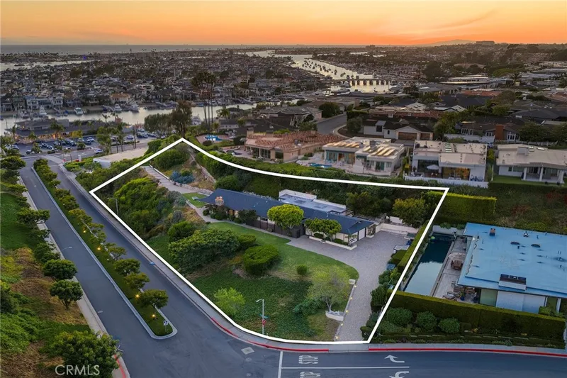 525 El Paseo Drive, Corona Del Mar, CA 92625 525 El Paseo Drive, Corona Del Mar, CA 92625