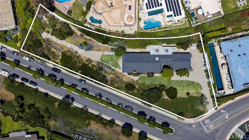 ~.82 Acre Lot - Largest Lot in Irvine Terrace - 525 El Paseo Drive, Corona Del Mar CA 92625 - photo 10