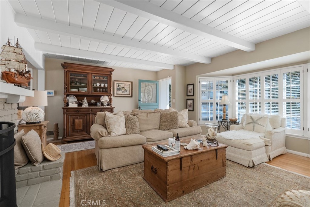 525 Hazel Drive, Corona Del Mar CA 92625 - photo 5
