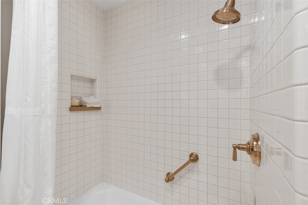 525 Hazel Drive, Corona Del Mar CA 92625 - photo 21