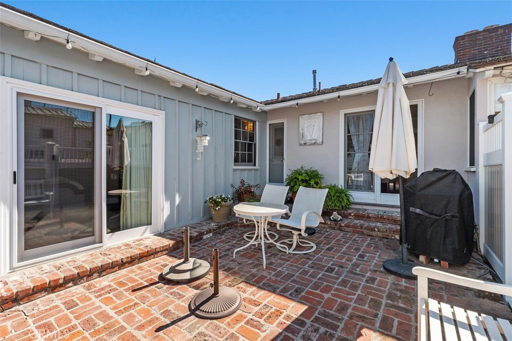 525 Hazel Drive, Corona Del Mar CA 92625 - photo 23