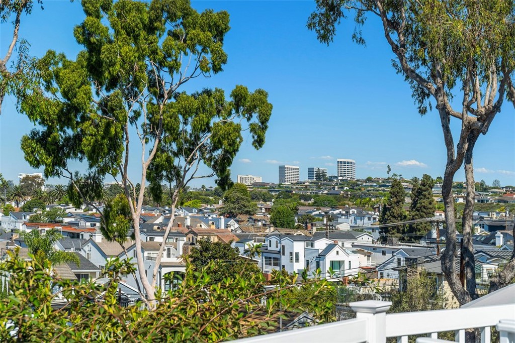 525 Hazel Drive, Corona Del Mar CA 92625 - photo 27