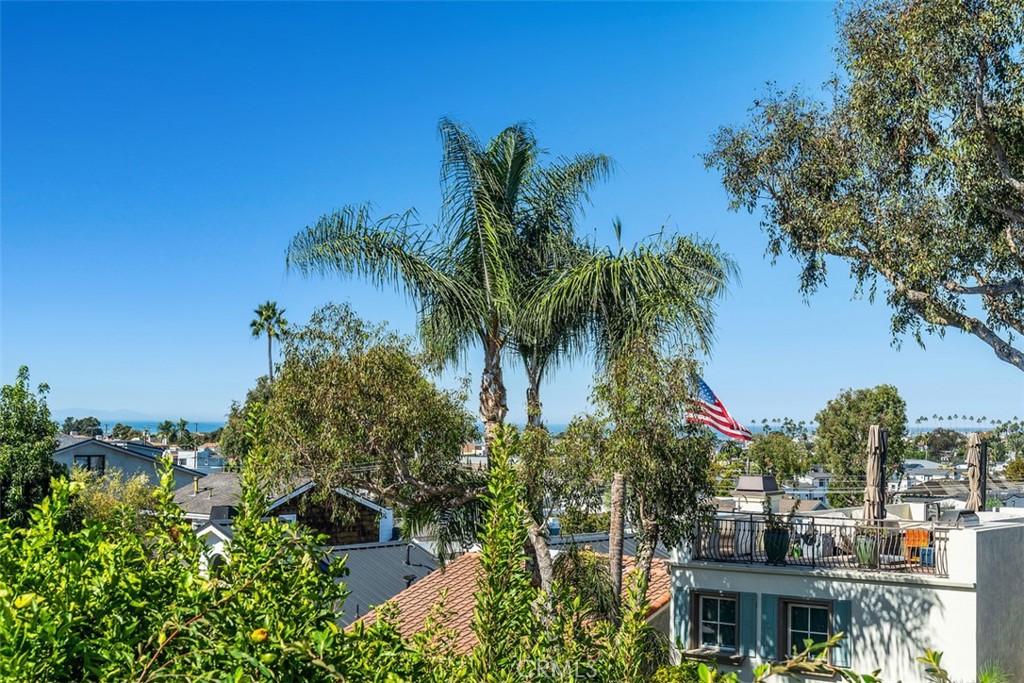 525 Hazel Drive, Corona Del Mar CA 92625 - photo 28