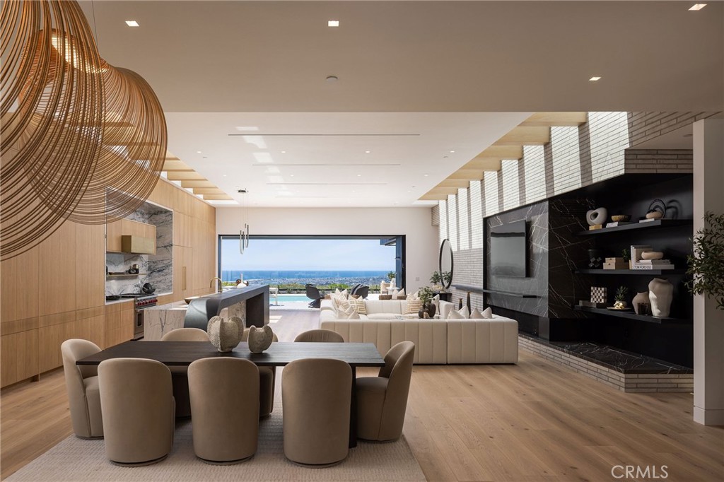 53 Cambria Drive, Corona Del Mar CA 92625 - photo 1