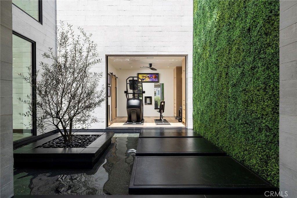 Center Courtyard - leading to Bedroom 6/Gym - 53 Montecito Drive, Corona Del Mar CA 92625 - photo 67