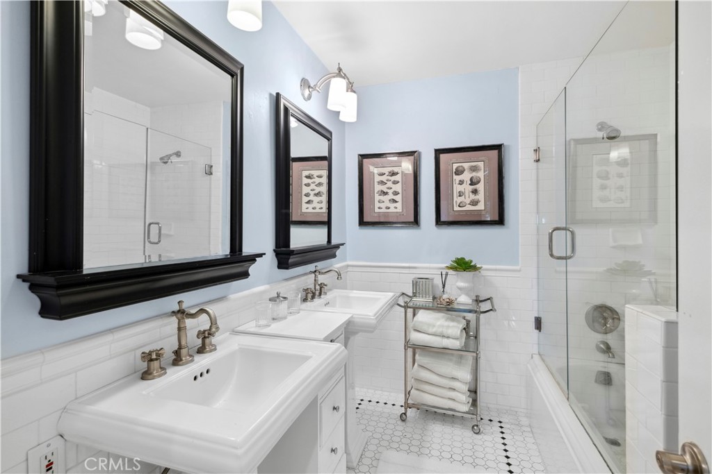 540 De Anza Drive, Corona Del Mar CA 92625 - photo 14