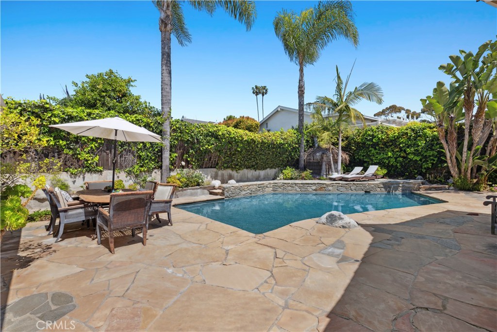 540 De Anza Drive, Corona Del Mar CA 92625 - photo 15