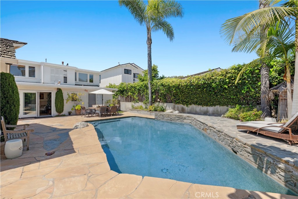 540 De Anza Drive, Corona Del Mar CA 92625 - photo 16