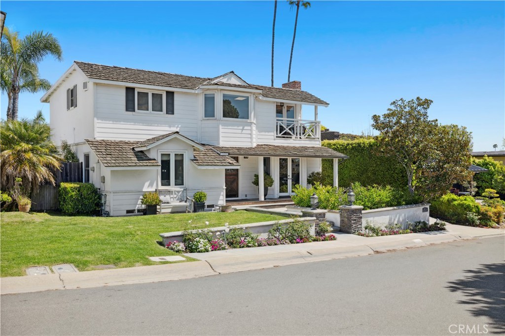 540 De Anza Drive, Corona Del Mar CA 92625 - photo 19