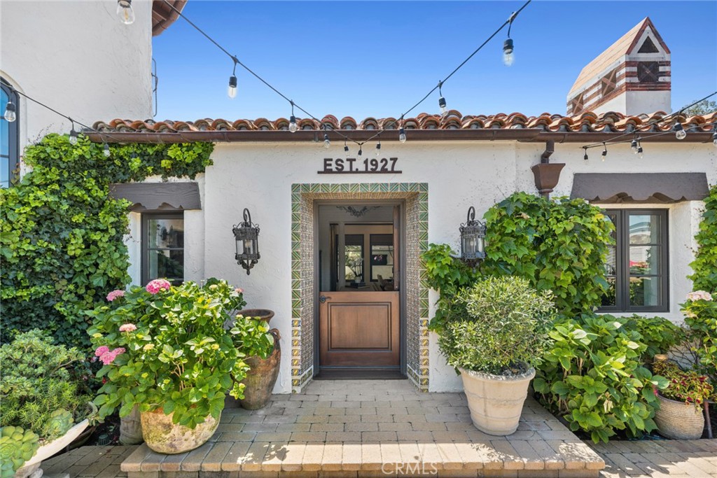 541 Hazel, Corona Del Mar CA 92625 - photo 2