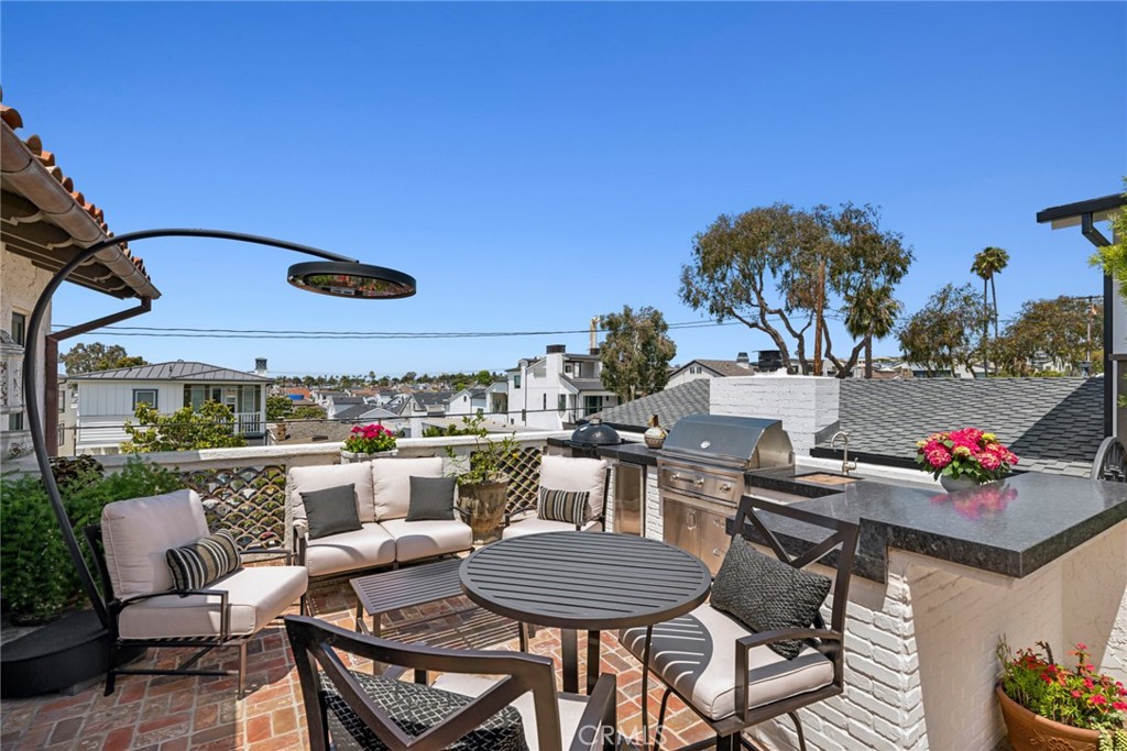 541 Hazel, Corona Del Mar CA 92625 - photo 7