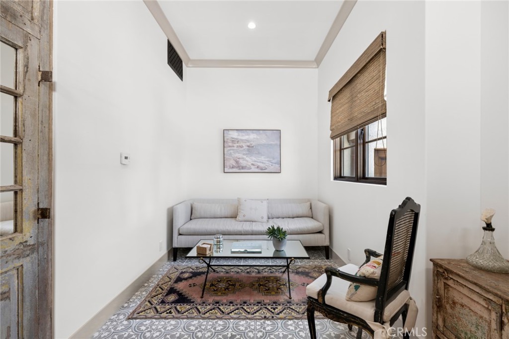Casita Living Room - 541 Hazel, Corona Del Mar CA 92625 - photo 27