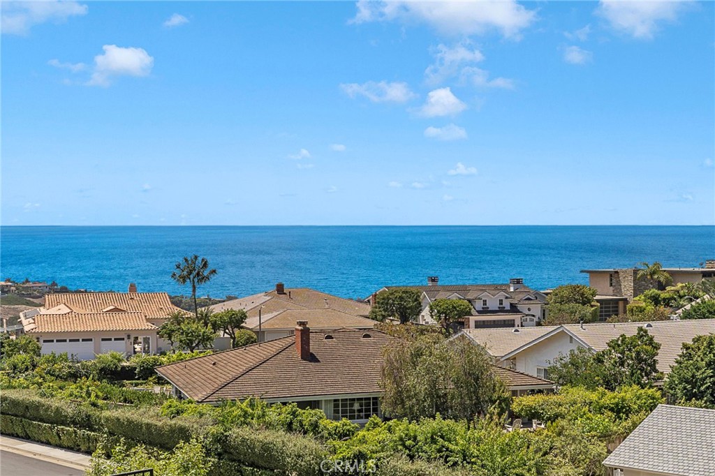 55 Montecito, Corona Del Mar CA 92625 - photo 3