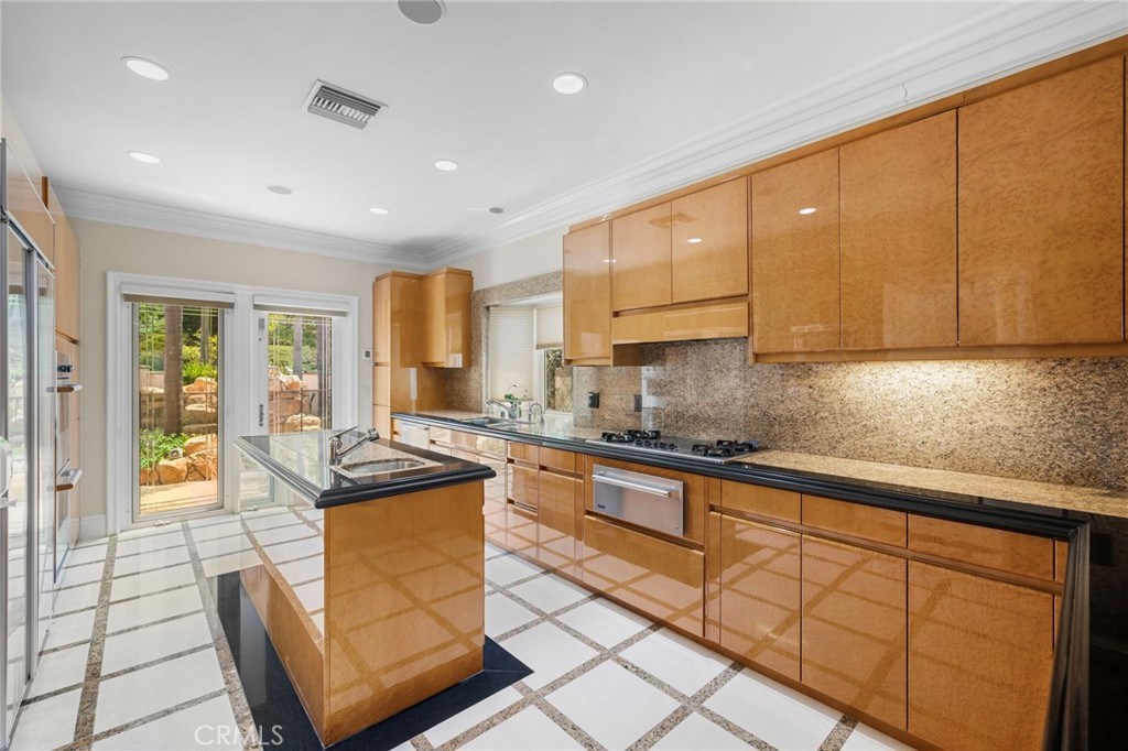 55 Montecito, Corona Del Mar CA 92625 - photo 14
