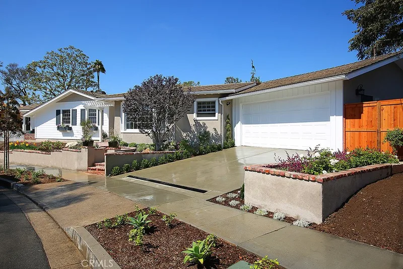 554 Hazel Drive, Corona Del Mar, CA 92625