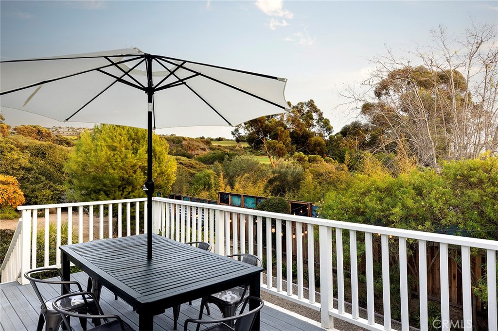 564 Seaward Road, Corona Del Mar CA 92625 - photo 1
