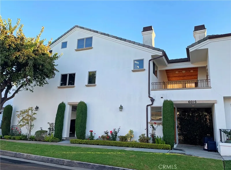 601 #1/2 Poinsettia, Corona Del Mar