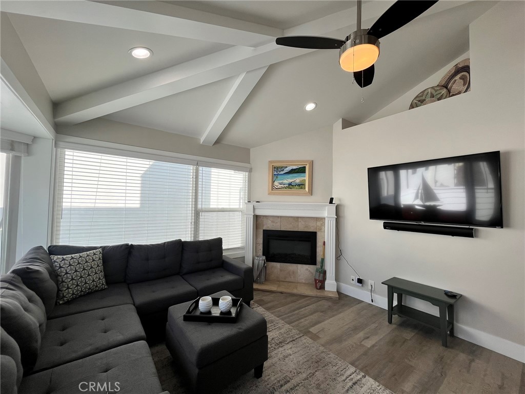 602 1/2 Narcissus Avenue, Corona Del Mar CA 92625 - photo 1