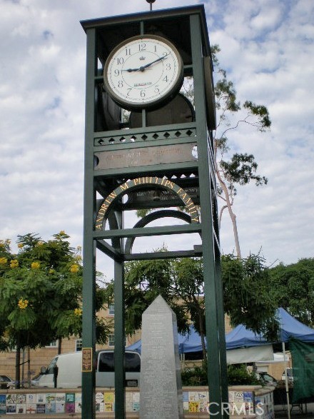 The clock tower at the center of Corona del Mar, 2 blocks from the property, where there's a farmers market every Saturd - 602 602.5 Marguerite 2, Corona Del Mar CA 92625 - photo 30