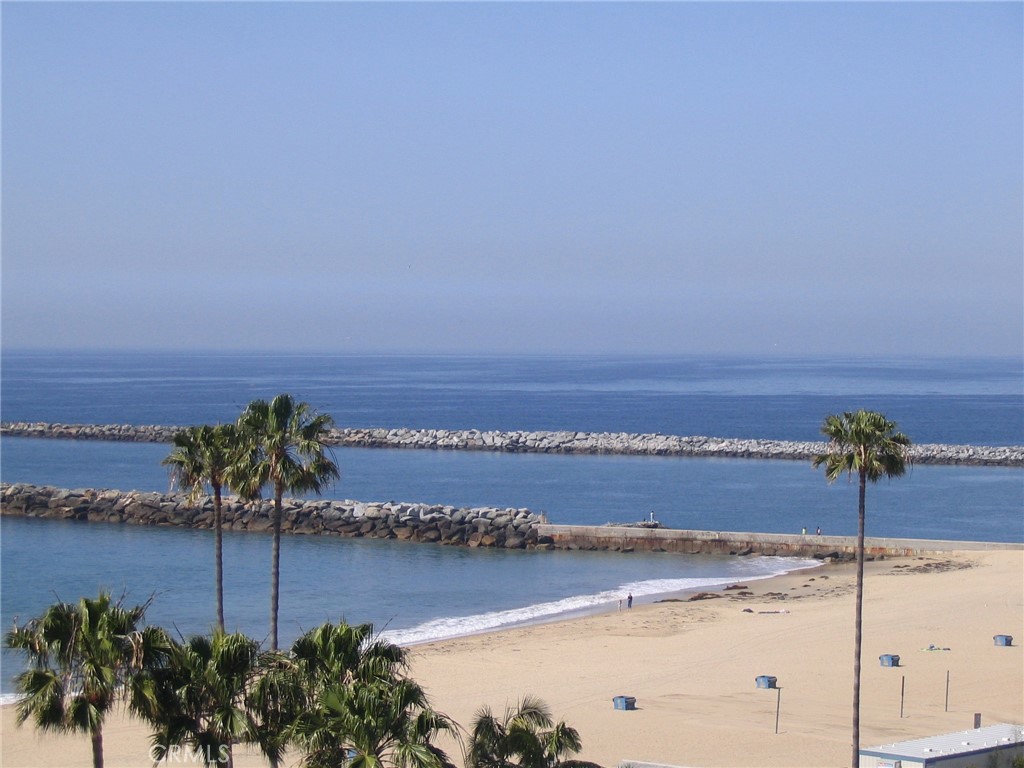 The jetty at the entrance to Newport Harbor is all walking distance from the property. - 602 602.5 Marguerite 2, Corona Del Mar CA 92625 - photo 27