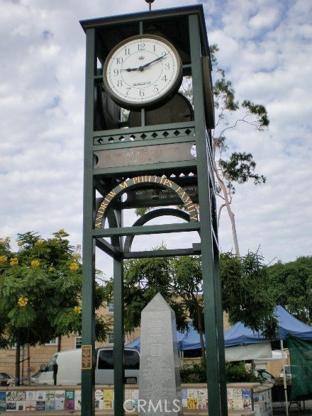 The clock tower at the center of Corona del Mar, 2 blocks from the property, where there's a farmers market every Saturd - 602 602.5 Marguerite 2, Corona Del Mar CA 92625 - photo 30