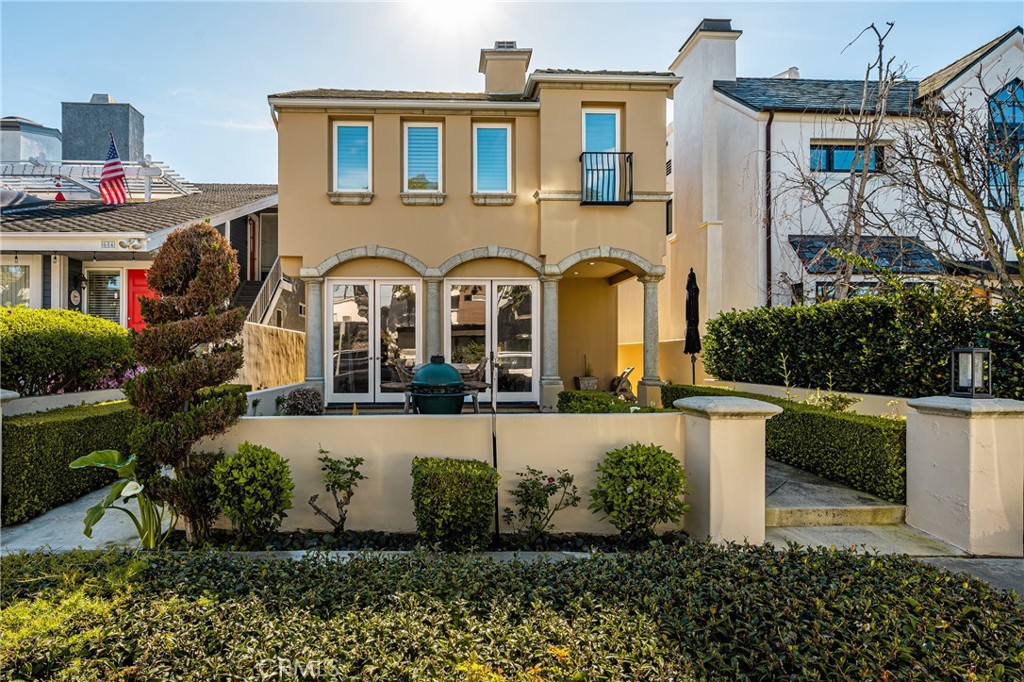 602 Larkspur Avenue A, Corona Del Mar CA 92625 - photo 1