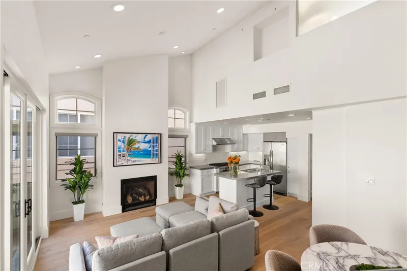606 1/2 Marigold Avenue, Corona Del Mar, CA 92625