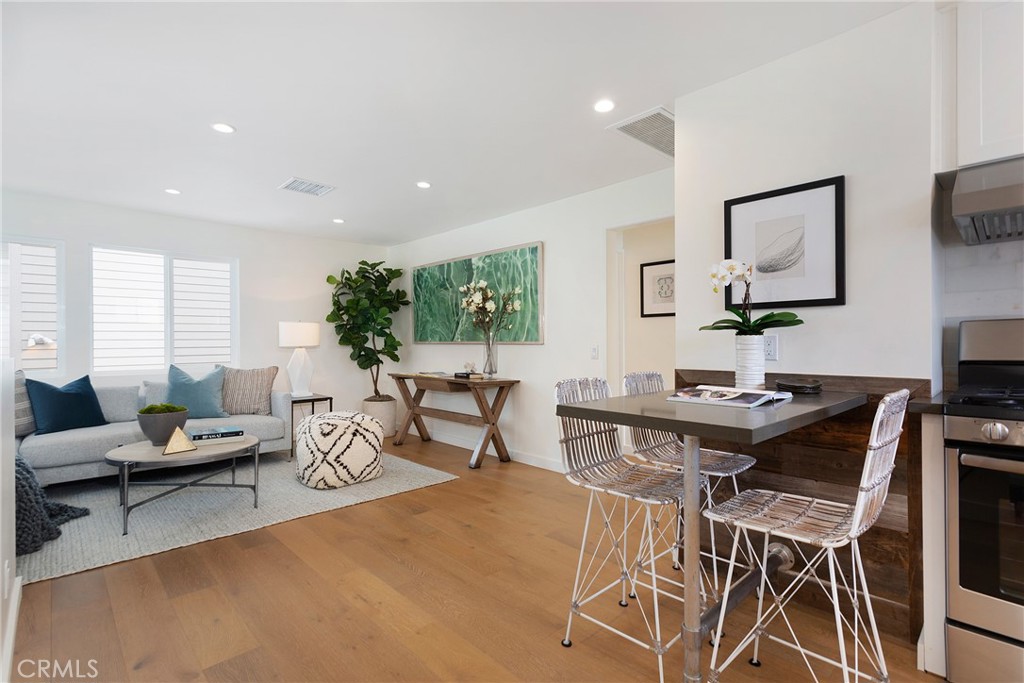 608 1/2 Acacia Avenue, Corona Del Mar CA 92625 - photo 1