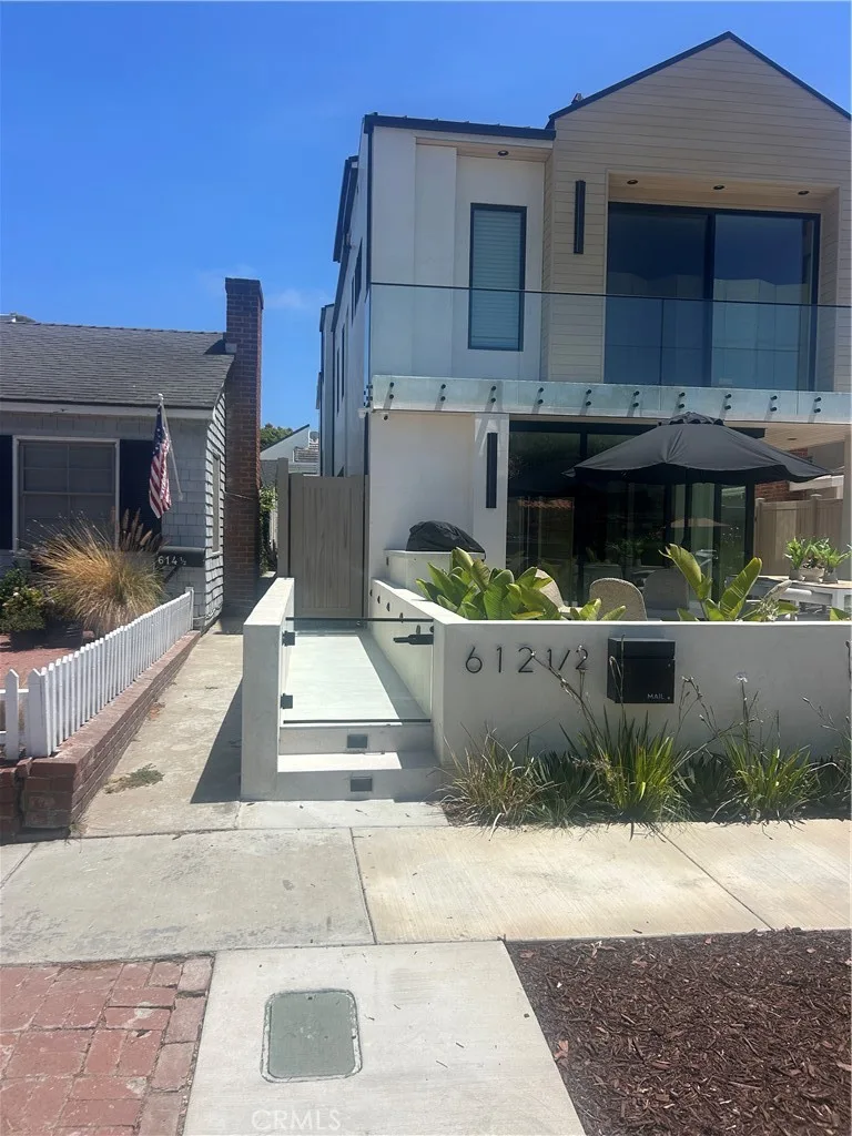 612.5 Begonia Avenue, Corona Del Mar