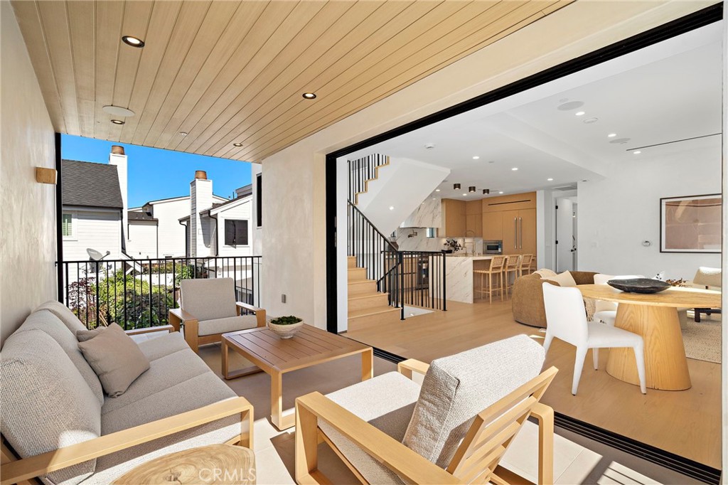 612 Begonia 1/2, Corona Del Mar CA 92625 - photo 1
