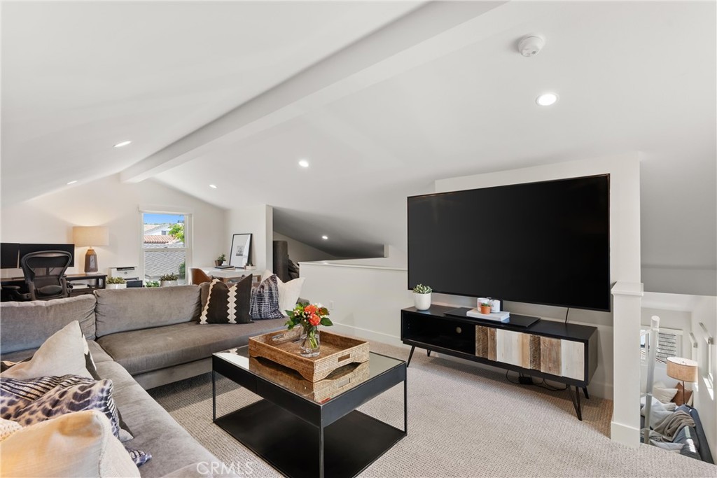 617 1/2 Acacia Avenue, Corona Del Mar CA 92625 - photo 17