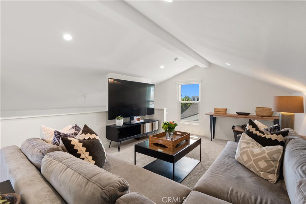 617 1/2 Acacia Avenue, Corona Del Mar CA 92625 - photo 18