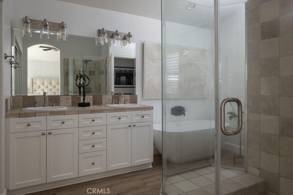618 Iris B, Corona Del Mar CA 92625 - photo 15