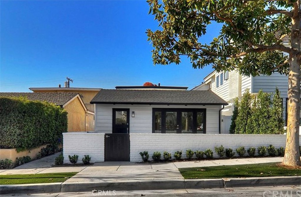 619 Poinsettia Avenue, Corona Del Mar CA 92625 - photo 1
