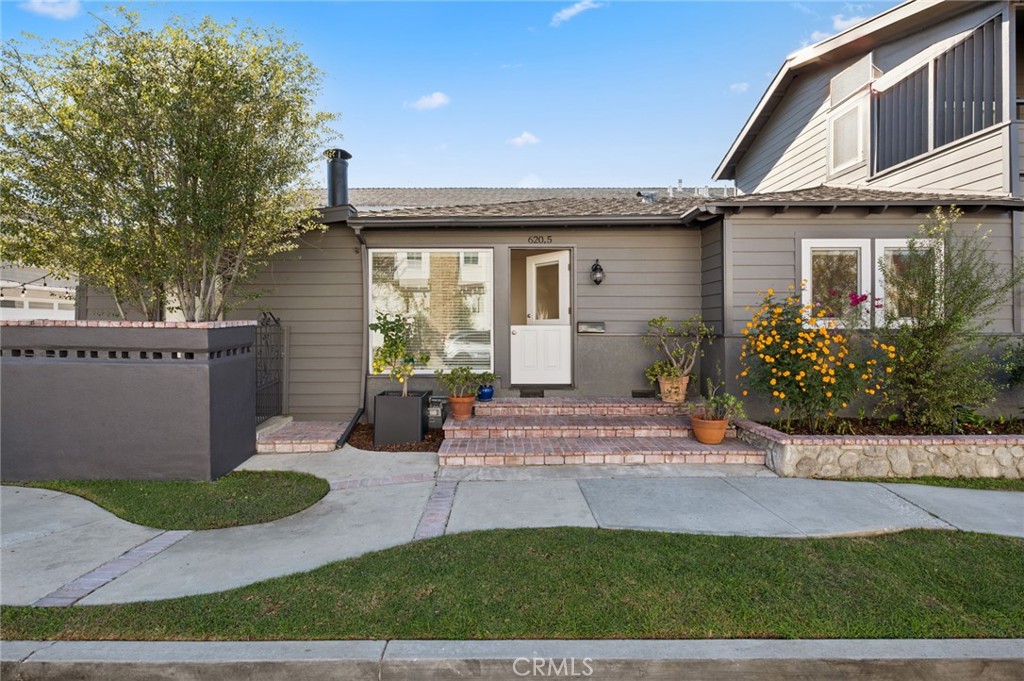 620 1/2 Acacia Avenue, Corona Del Mar CA 92625 - photo 1