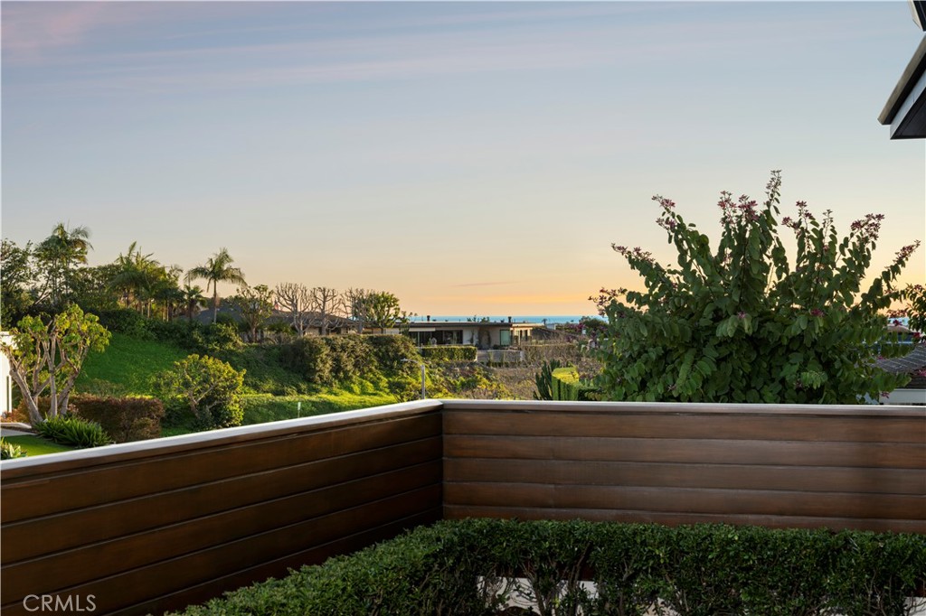 621 Malabar Drive, Corona Del Mar CA 92625 - photo 28